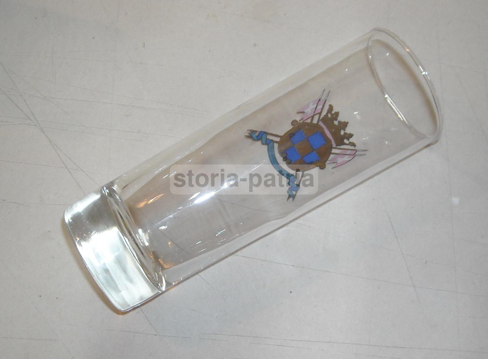 Araldica, Grazioso Bicchiere In Vetro, Stemma Araldico Coronato E Con Bandiere immagine 3