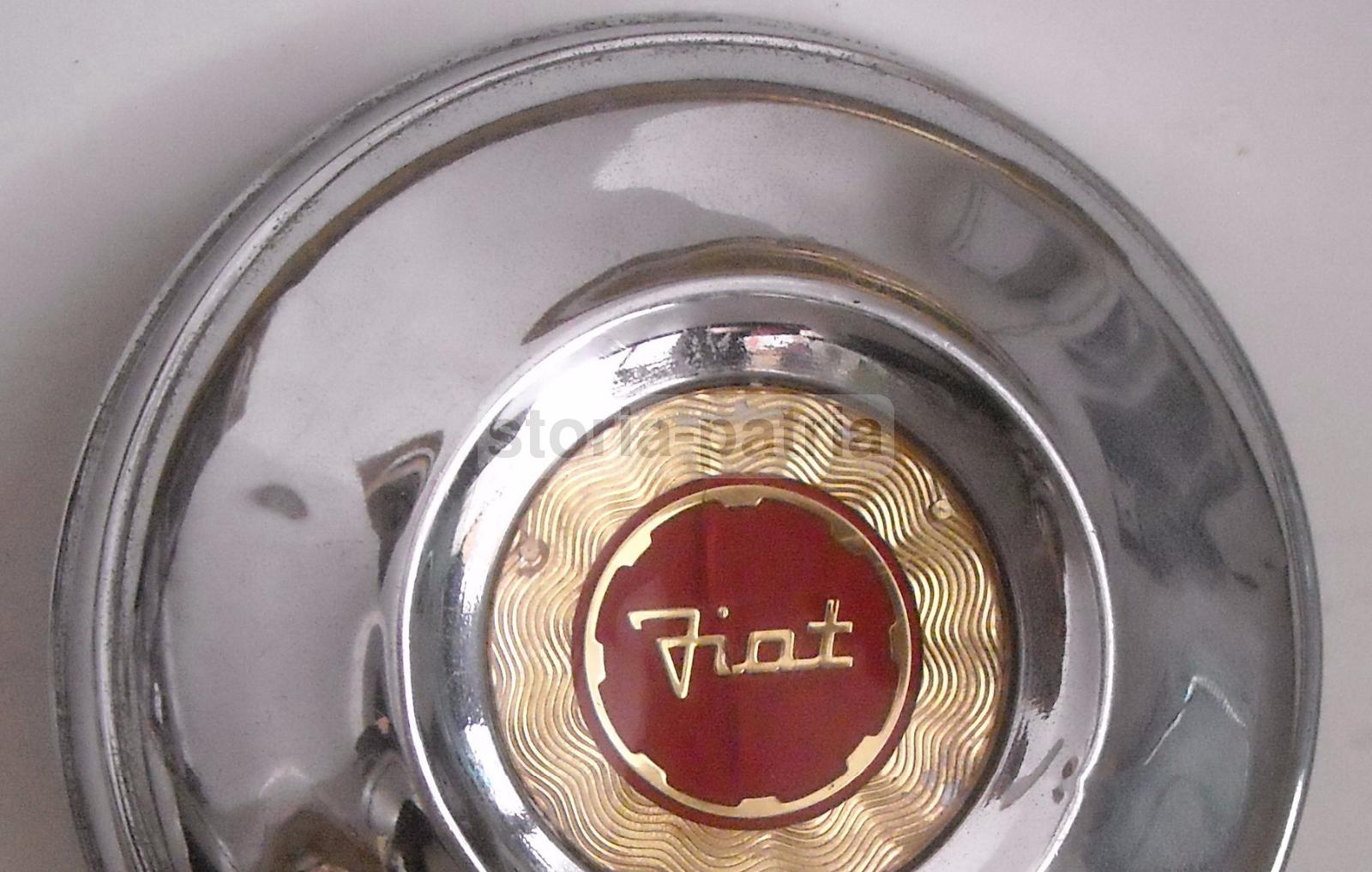 Auto d'Epoca, Fiat, Vecchio Accessorio Pubblicitario, Decorativo, Da Collezione immagine 6