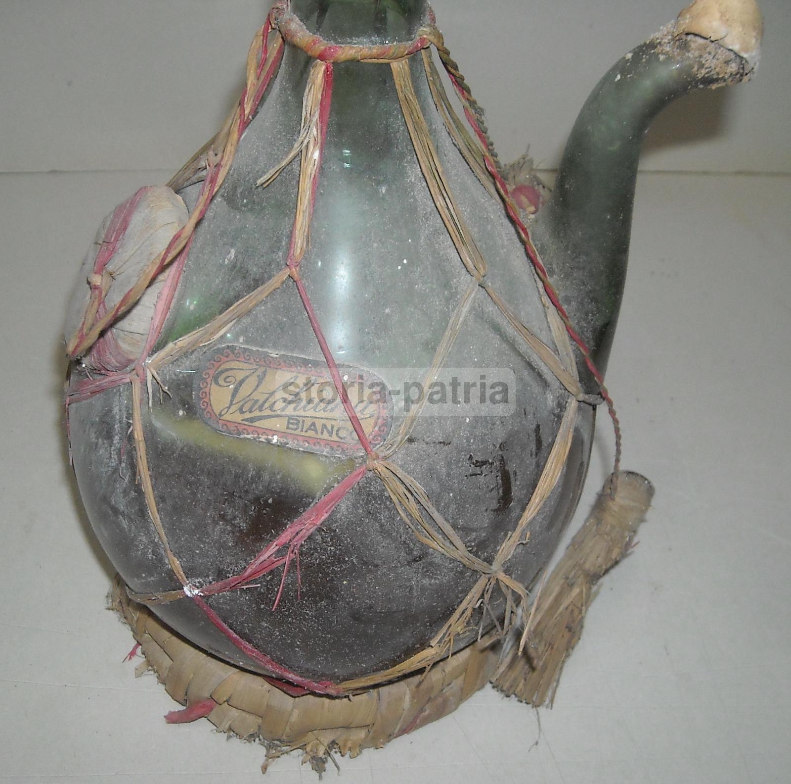 Enologia, Vini d'Epoca, Vino Chianti, Cantinececchi, Valchiana Bianco, Poggibonsi immagine 10