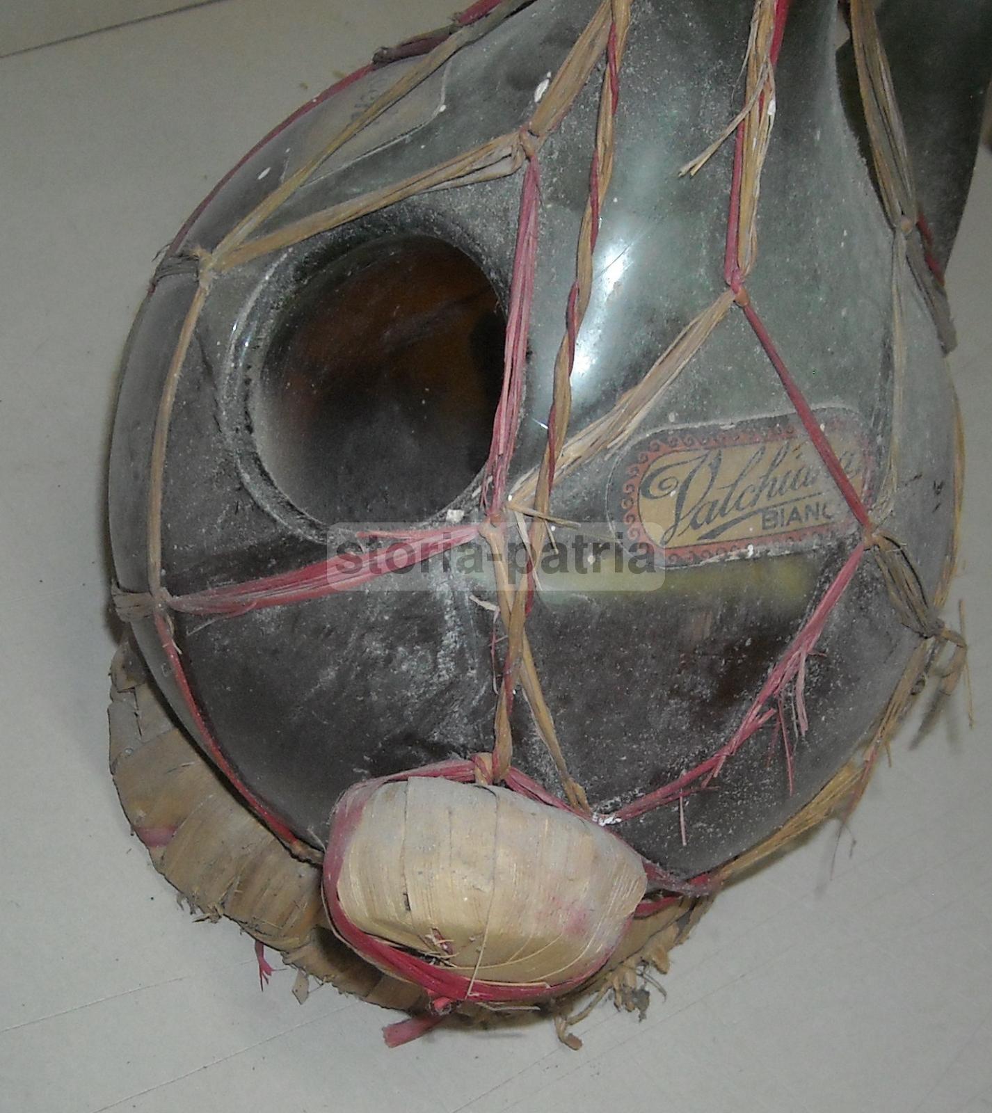 Enologia, Vini d'Epoca, Vino Chianti, Cantinececchi, Valchiana Bianco, Poggibonsi immagine 13