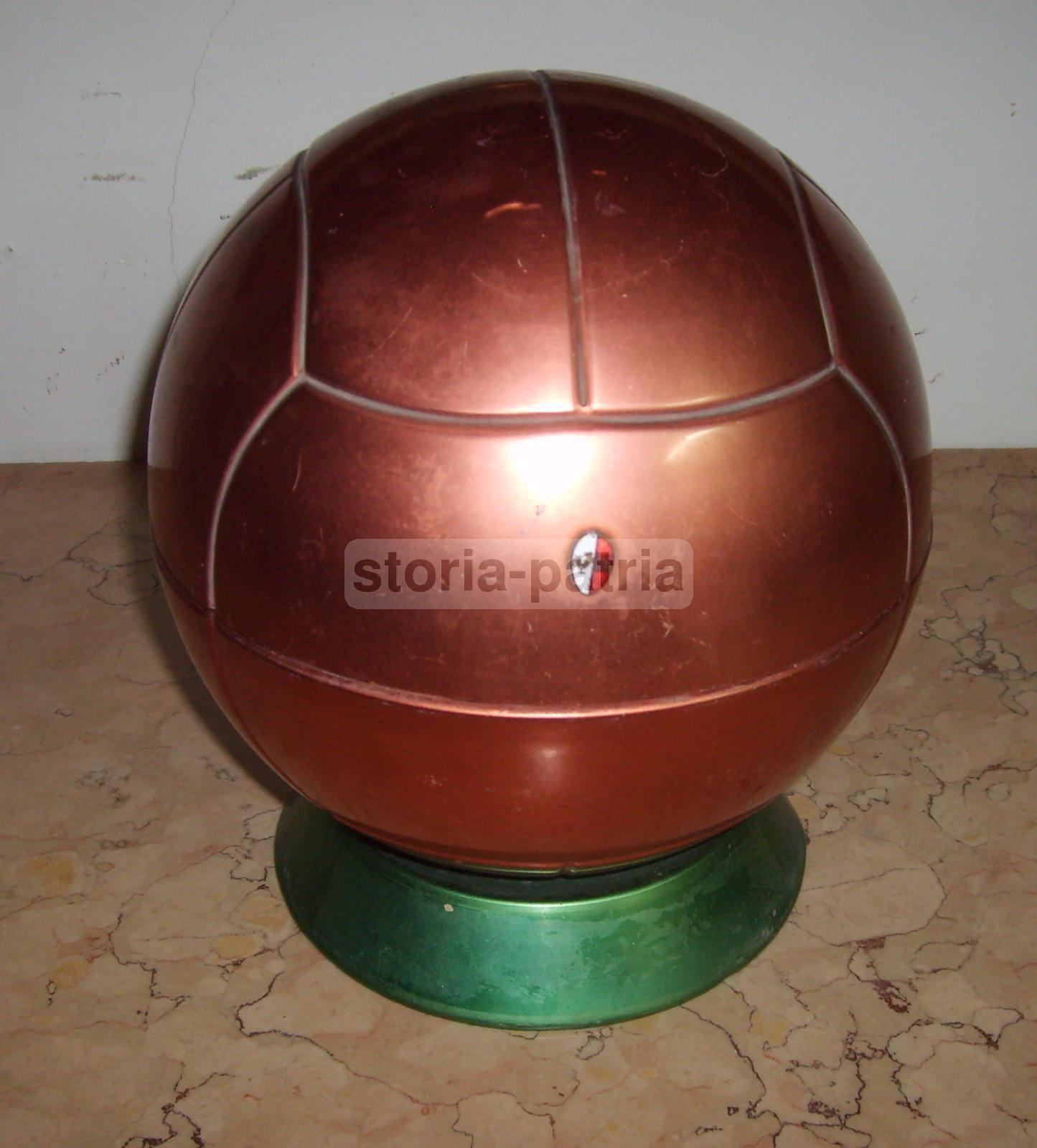 Puglia, Bari, Sport, Calcio, Pallone, Pubblicitaria d'Epoca, Liquori, Borghetti, Ancona immagine 1
