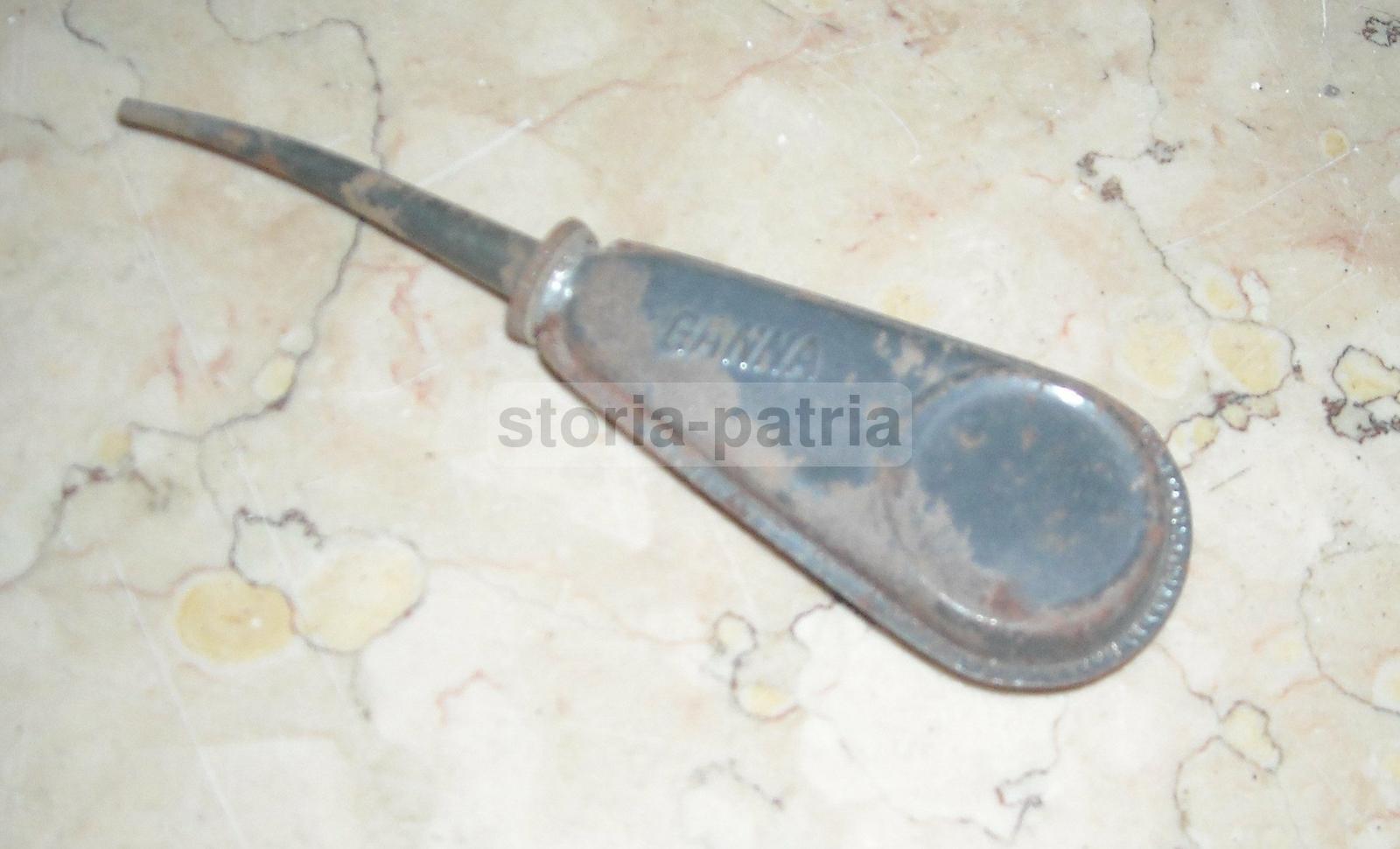 Tecnica, Lubrificanti, Vecchio Attrezzo Per Lubrificare, Ganna, , Da Collezione immagine 1